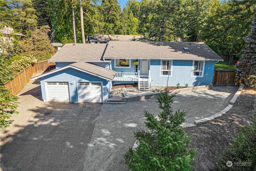 Photo of 1524 218th Place NE, Sammamish, WA 98074 (MLS # 2294035)