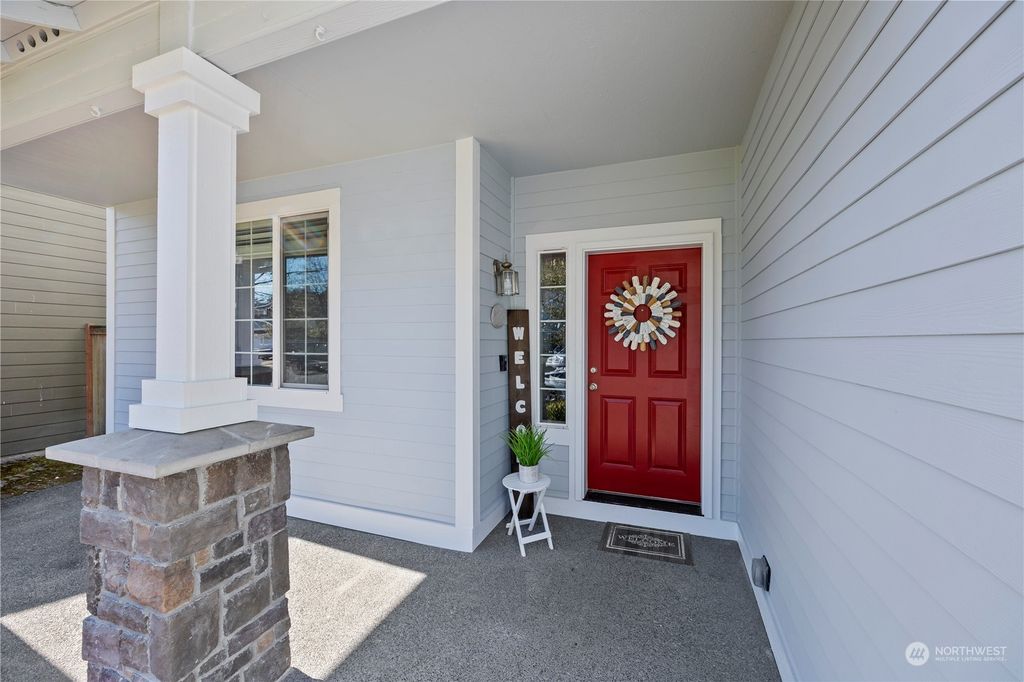 Photo of 11712 59th Avenue SE, Snohomish, WA 98296 (MLS # 2211596)