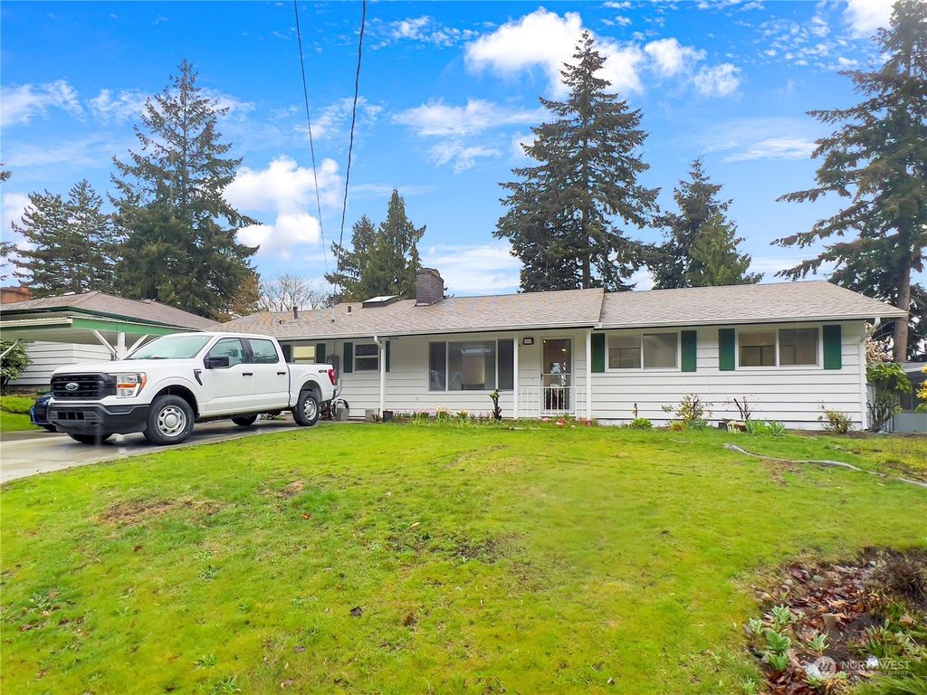 Photo of 23235 28th Avenue S, Des Moines, WA 98198 (MLS # 2053638)