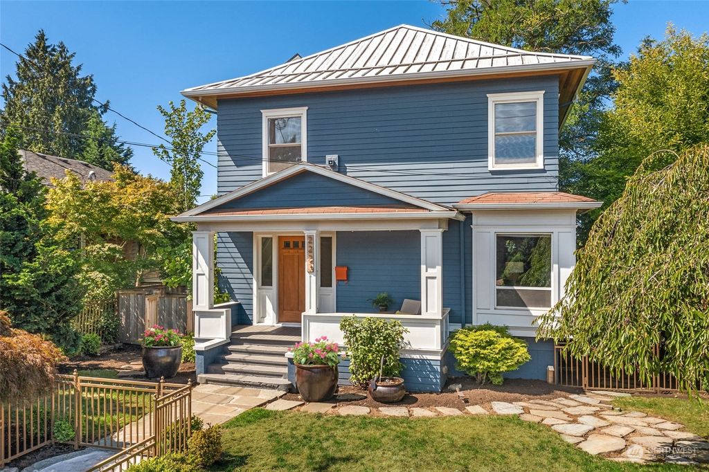 Photo of 2223 4th Avenue N, Seattle, WA 98109 (MLS # 2141986)