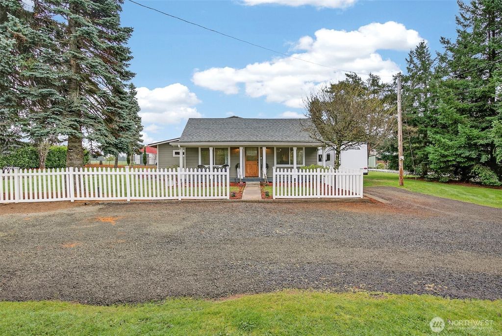 Photo of 615 NE 257th Avenue, Camas, WA 98607 (MLS # 2495626)