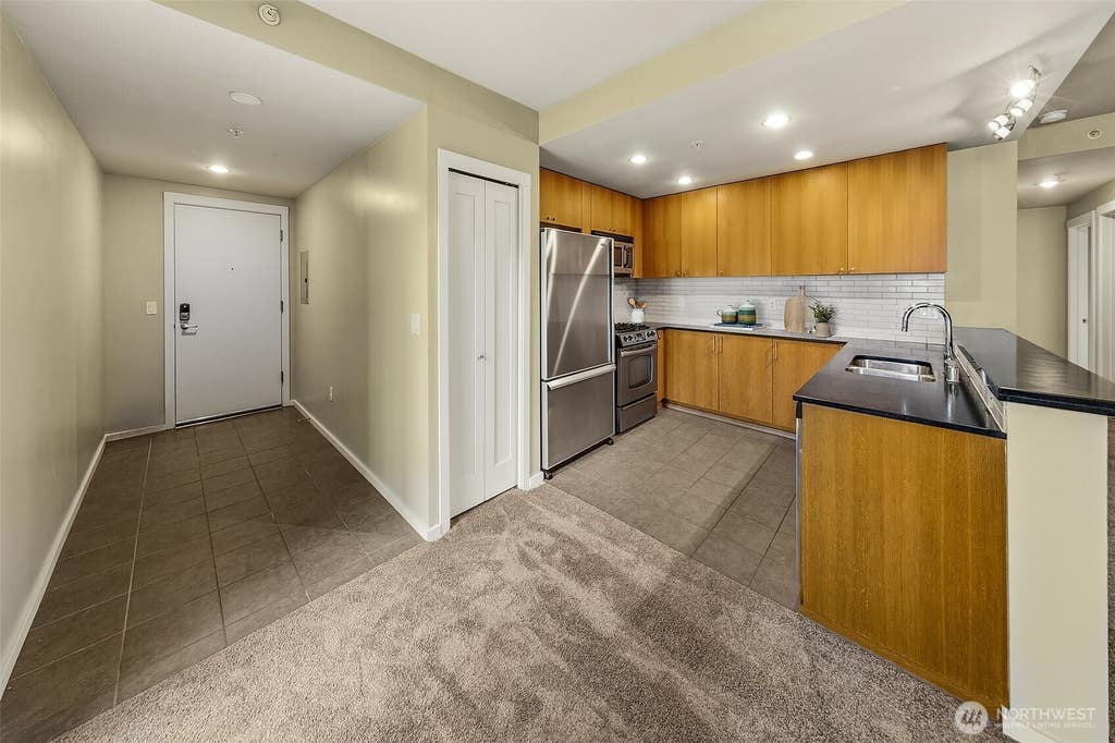 Photo of 81 Clay Street #527, Seattle, WA 98121 (MLS # 2565178)