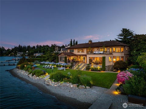 Photo of 5904 SE 20th Street, Mercer Island, WA 98040 (MLS # 2585230)
