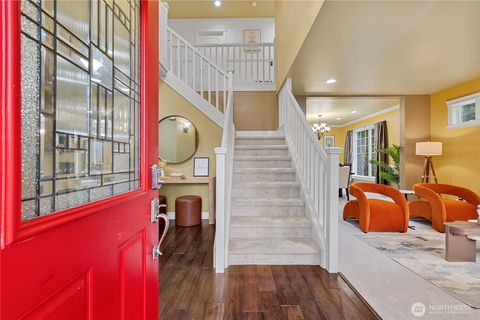 Photo of 842 208th Ave NE Ave, Sammamish, WA 98074 (MLS # 2466436)