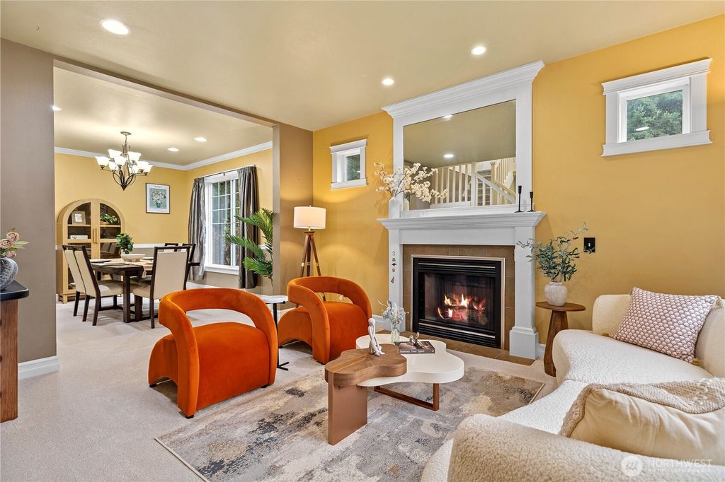 Photo of 842 208th Ave NE Ave, Sammamish, WA 98074 (MLS # 2466436)