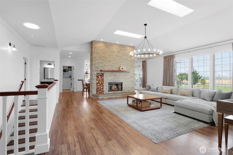 5165 Road E.7 NE
