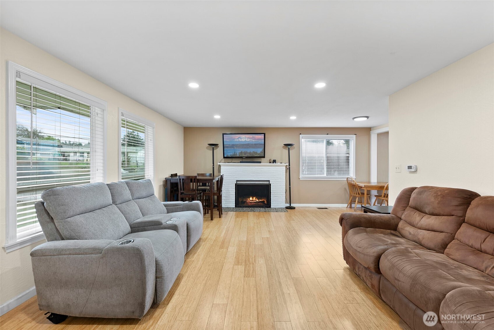 7642 S Thompson Avenue