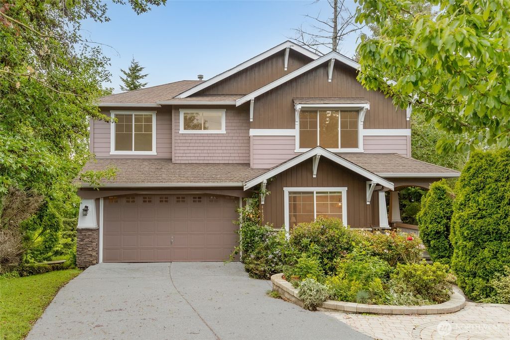 Photo of 4455 163rd Place SE, Bellevue, WA 98006 (MLS # 2522091)
