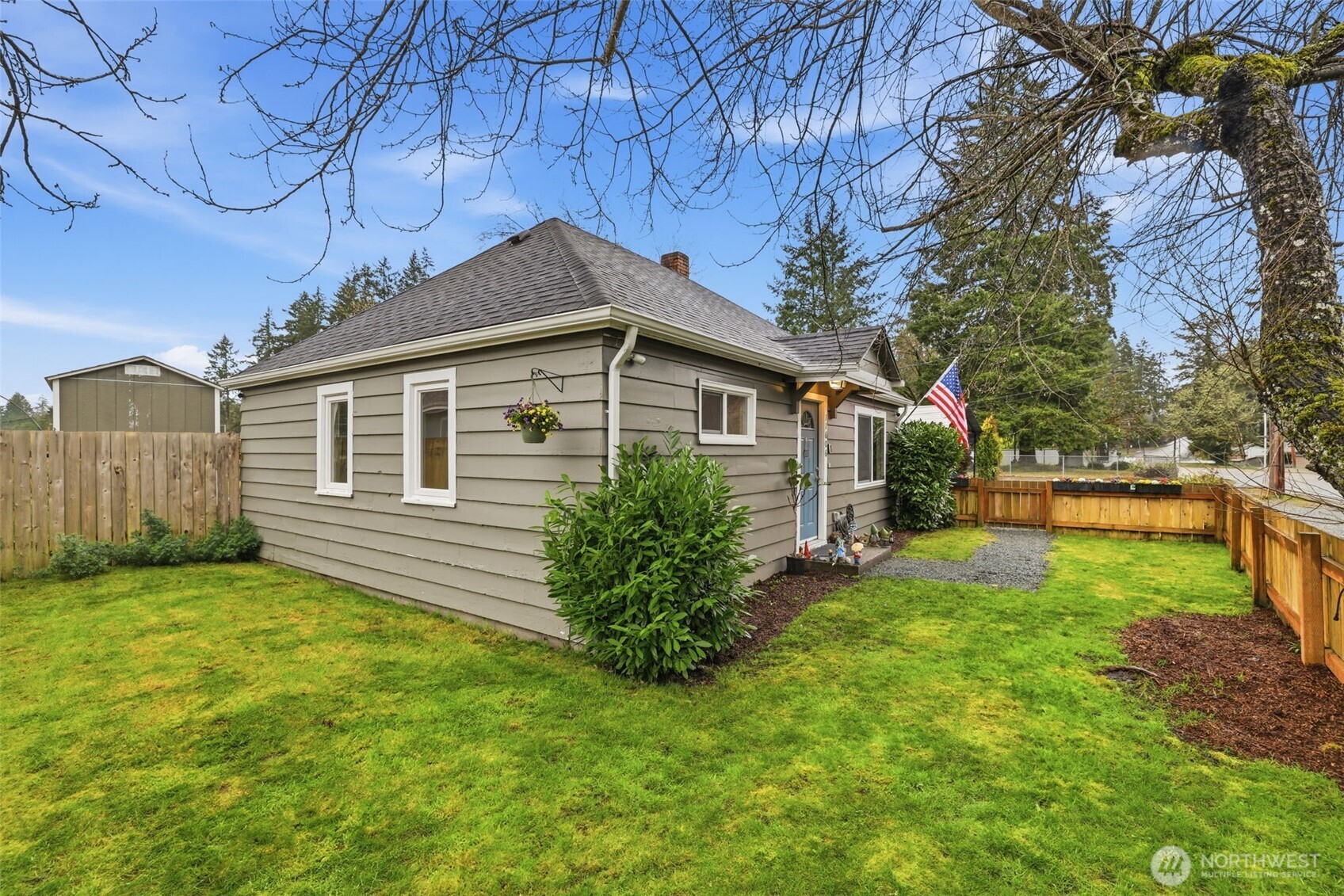 11606 Military Rd SW