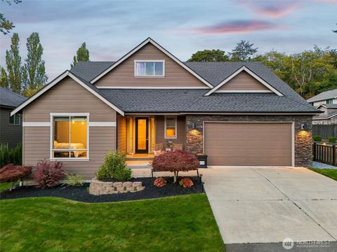 Photo of 1508 S 223rd Street, Des Moines, WA 98198 (MLS # 2440958)