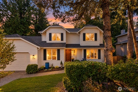 Photo of 22109 NE 21st Way, Sammamish, WA 98074 (MLS # 2584736)