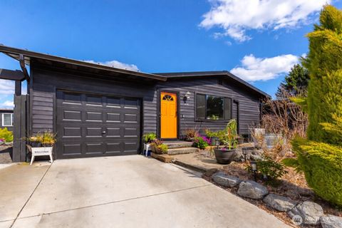 Photo of 12802 SE 202 Place, Kent, WA 98031 (MLS # 2498651)