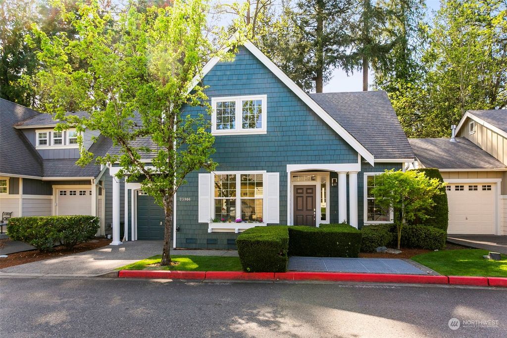 Photo of 23906 33rd Dr Dr SE #13, Bothell, WA 98021 (MLS # 2064842)