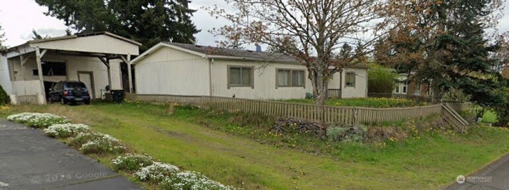 Photo of 914 Nottingham Drive SE, Olympia, WA 98503 (MLS # 2463142)