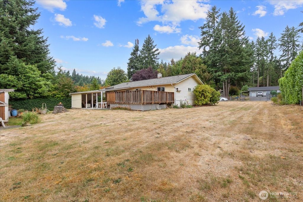 Photo of 14413 SE 139th Place, Renton, WA 98059 (MLS # 2427265)