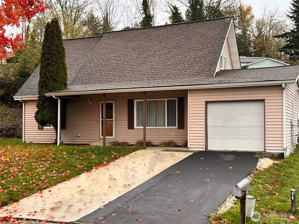 Photo of 26224 14th Place S, Des Moines, WA 98198 (MLS # 2422464)