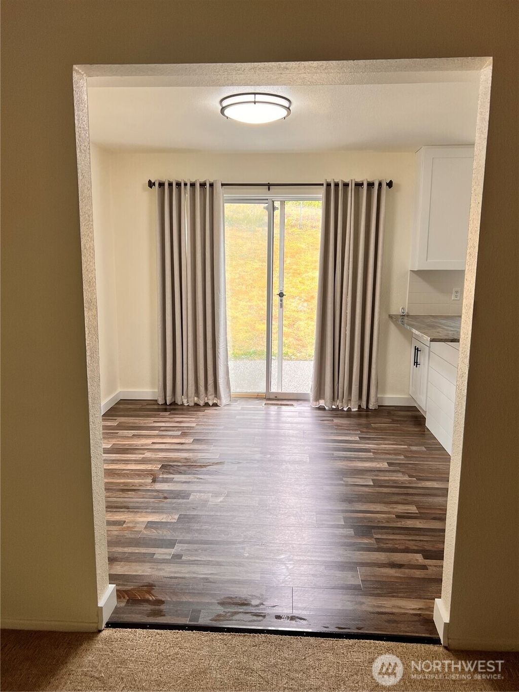 Photo of 26224 14th Place S, Des Moines, WA 98198 (MLS # 2422464)