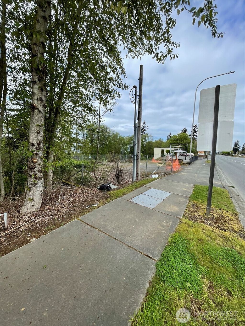Photo of 29223 S Pacific Highway S, Federal Way, WA 98003 (MLS # 2512896)
