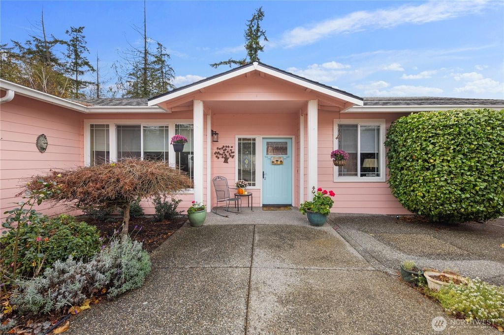 Photo of 18612 98th Avenue NW, Stanwood, WA 98292 (MLS # 2456265)