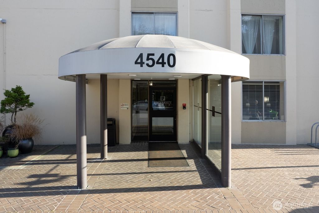Photo of 4540 8th Avenue NE #803, Seattle, WA 98105 (MLS # 2358428)