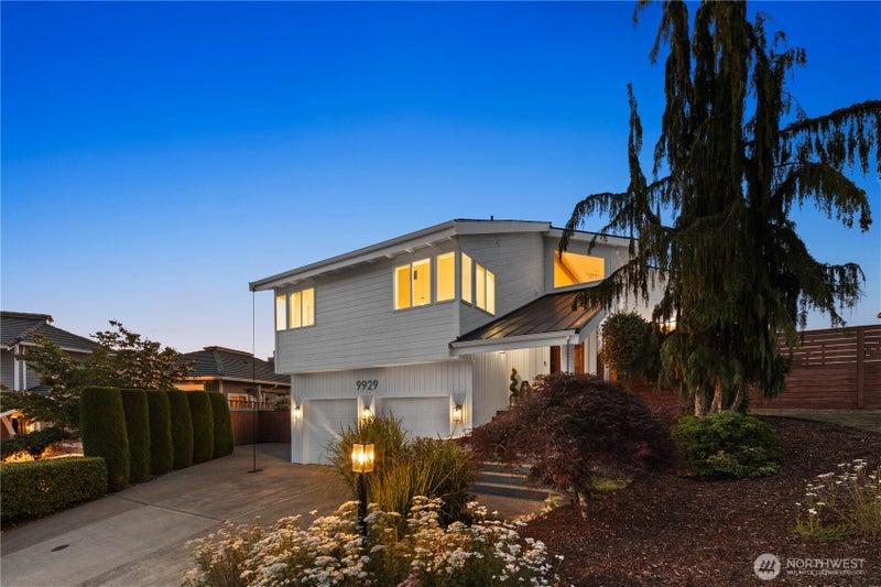 9929 76th Street SW