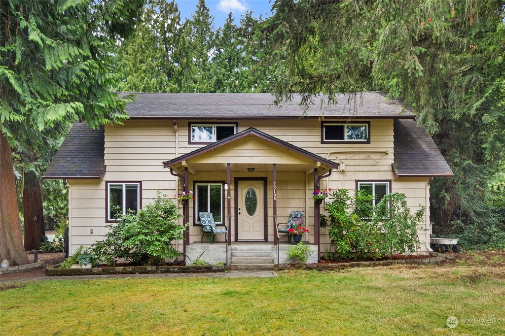 Photo of 23108 35th Avenue SE, Bothell, WA 98021 (MLS # 2272097)