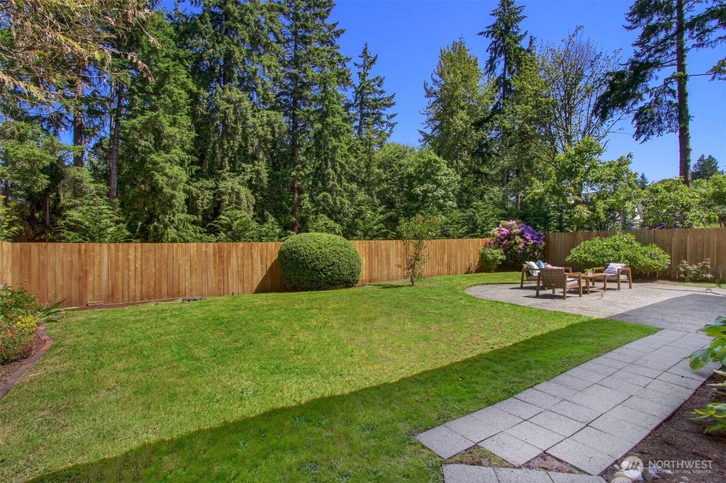 listing image 9360288851482566345