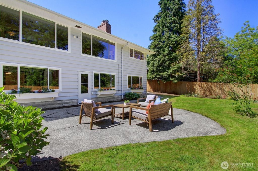 listing image 9364279092918111918