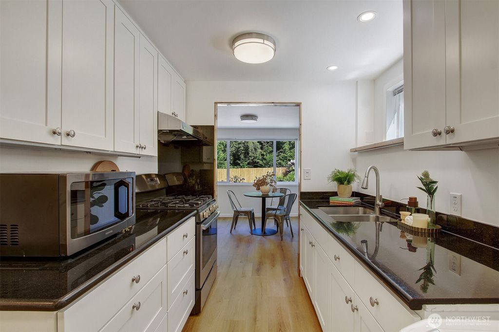 listing image 9360096374921791364