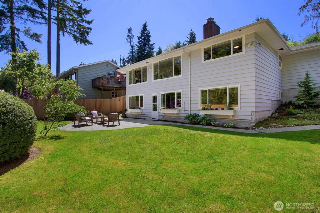 listing image 9366637749368024165