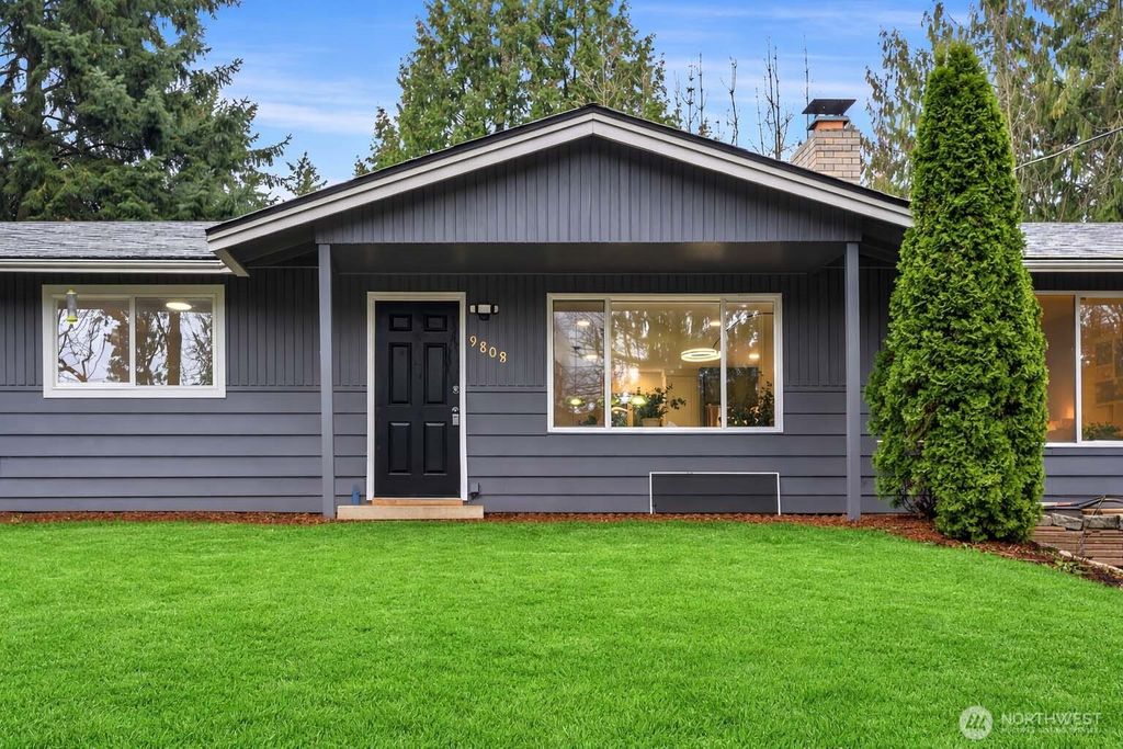 Photo of 9808 S 252nd St St, Kent, WA 98030 (MLS # 2490349)