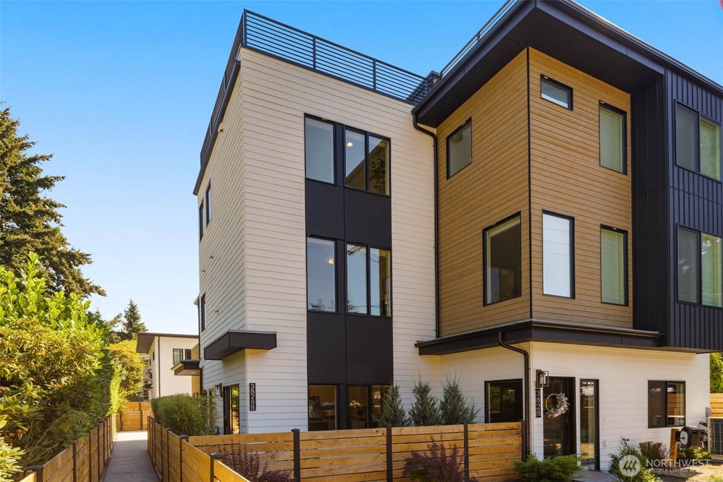 Photo of 3828 35th Avenue W #B, Seattle, WA 98199 (MLS # 2580068)