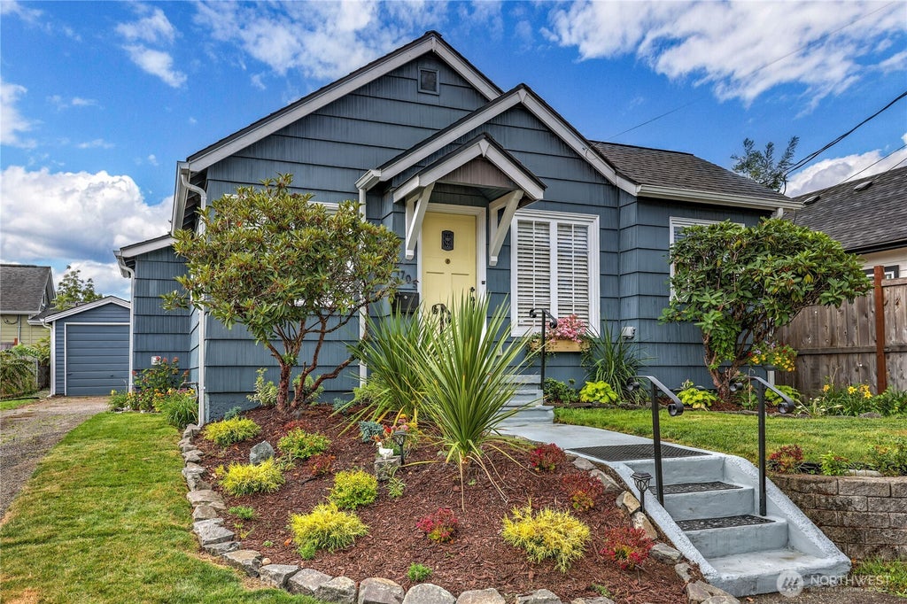 Photo of 1705 13th Street, Bremerton, WA 98337 (MLS # 2573523)
