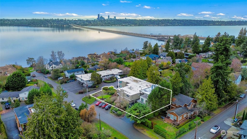 Photo of 6106 6112 SE 28th Street, Mercer Island, WA 98040 (MLS # 2264315)