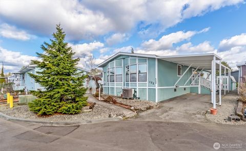 Photo of 5900 64th Street NE #132, Marysville, WA 98270 (MLS # 2485381)