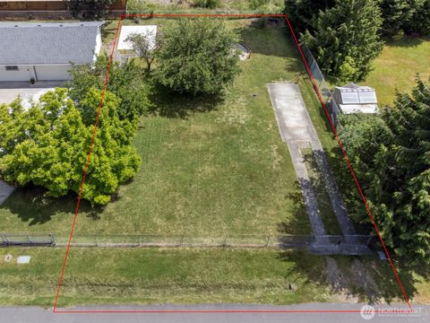Photo of 13027 29th Avenue SE, Everett, WA 98208 (MLS # 2538089)