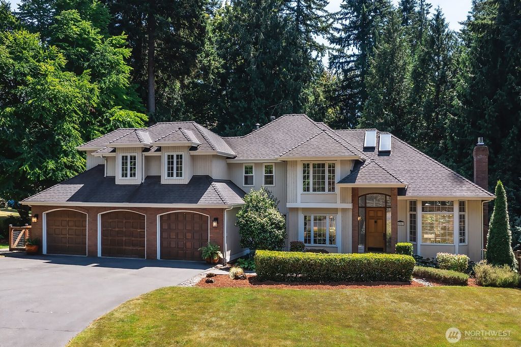 Photo of 16309 NE 130th Street, Redmond, WA 98052 (MLS # 2403432)