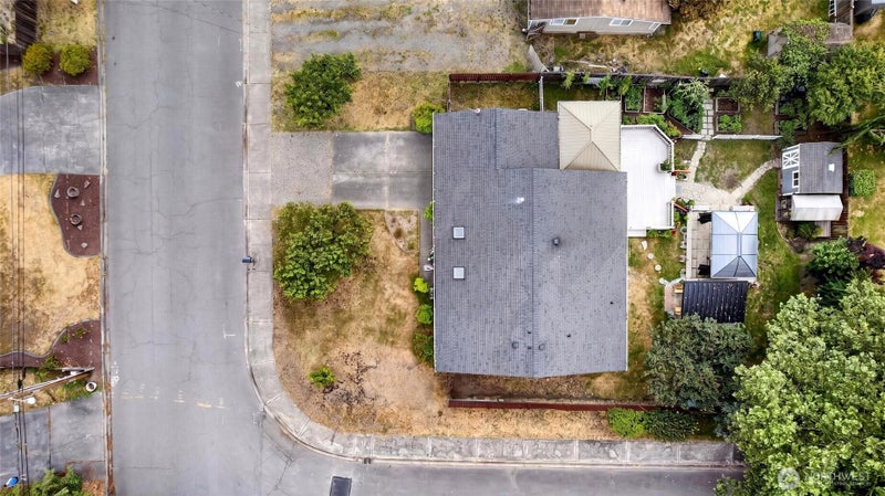 326 4th Avenue SE