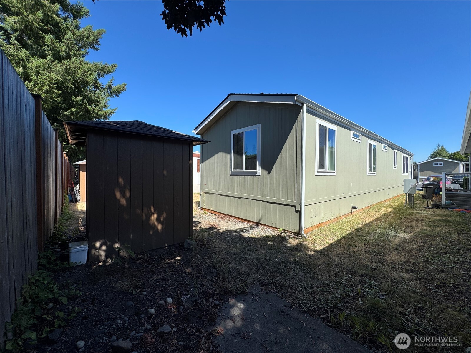 210 37th Street SE 64