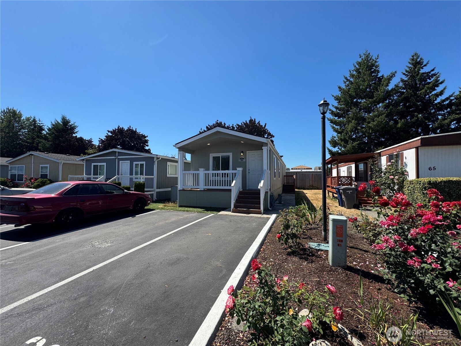 210 37th Street SE 64