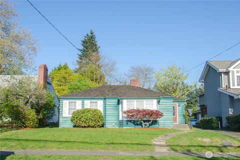 4738 47th Avenue NE Seattle WA 98105