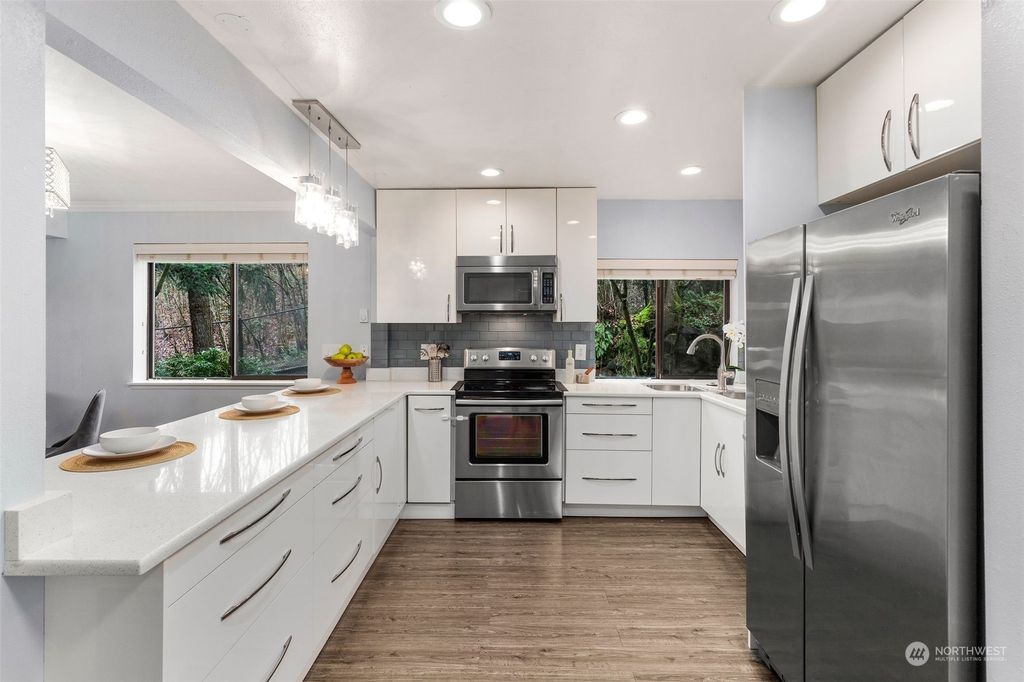 Photo of 420 10th Street #A102, Kirkland, WA 98033 (MLS # 2208318)