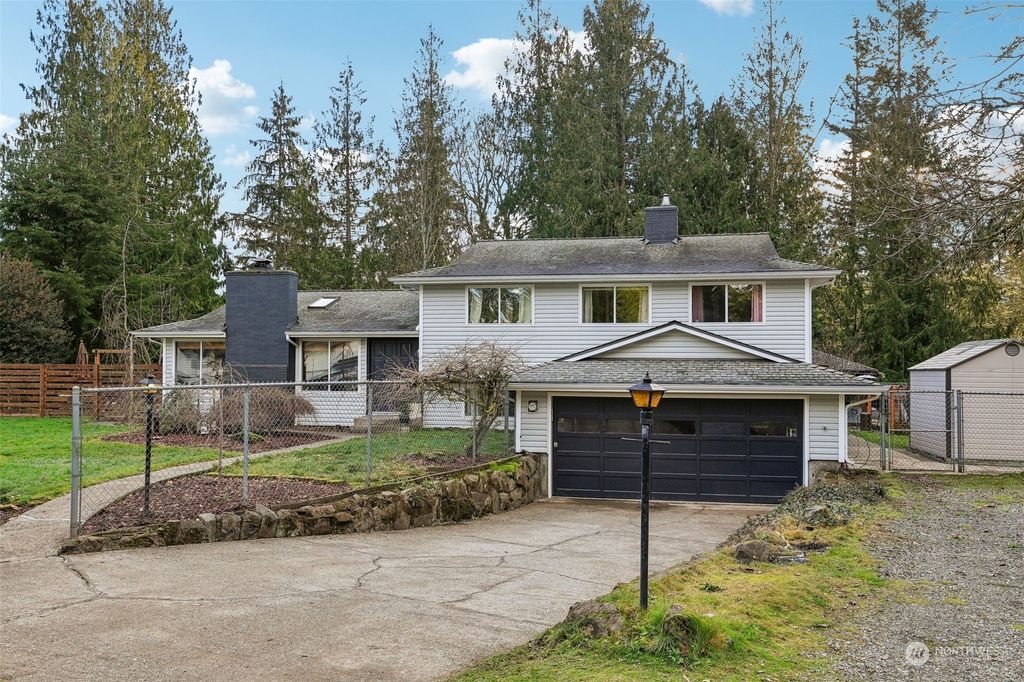 Photo of 32321 226th Avenue SE, Covington, WA 98042 (MLS # 2321310)