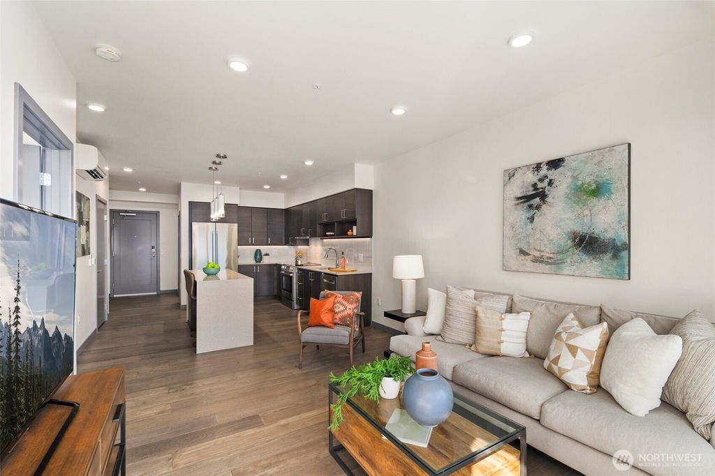 Photo of 11903 NE 128th Street #622, Kirkland, WA 98034 (MLS # 2339746)