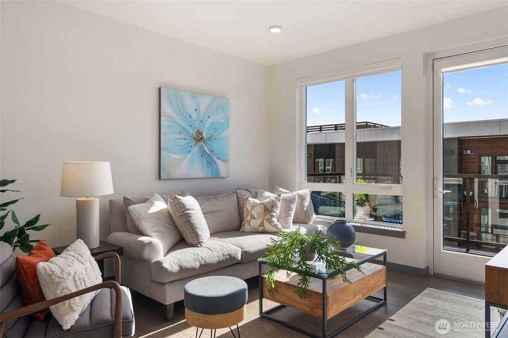 Photo of 11903 NE 128th Street #622, Kirkland, WA 98034 (MLS # 2339746)