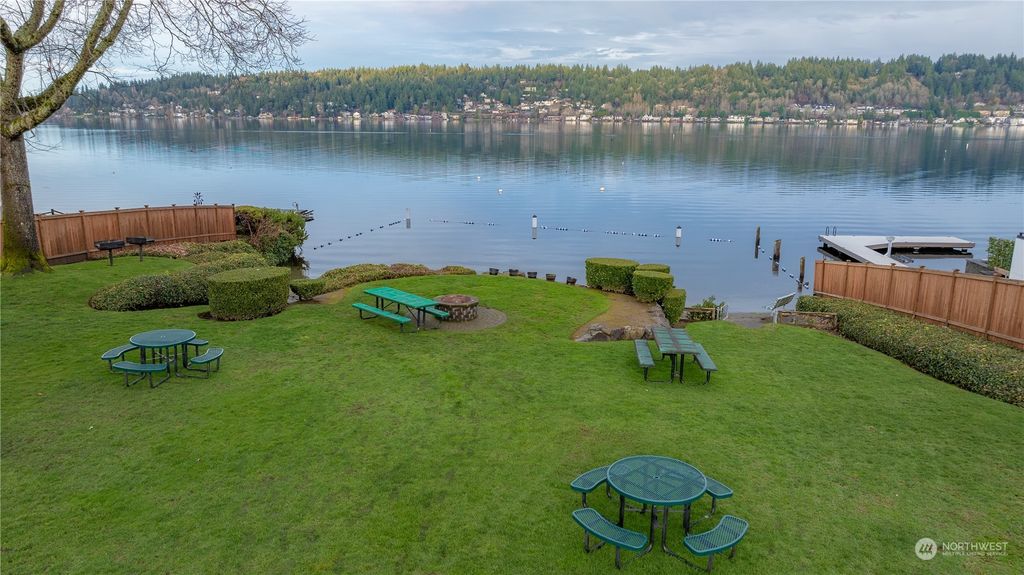 Photo of 4410 187th Place SE, Issaquah, WA 98027 (MLS # 2194016)