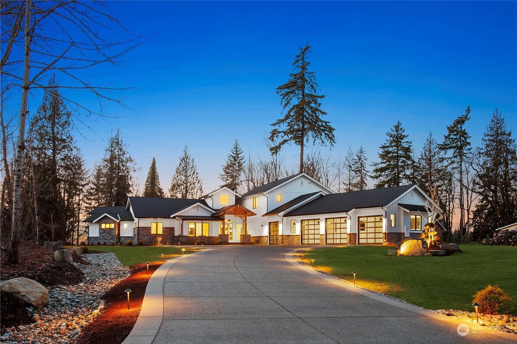 Photo of 26 xxx SE 152nd Street, Issaquah, WA 98025 (MLS # 2245201)