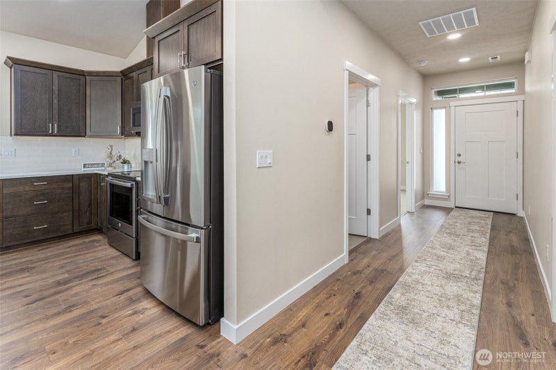 816 N M Loop Drive SW