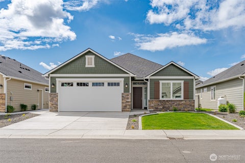 Photo of 816 N M Loop Drive SW, Quincy, WA 98848 (MLS # 2536522)