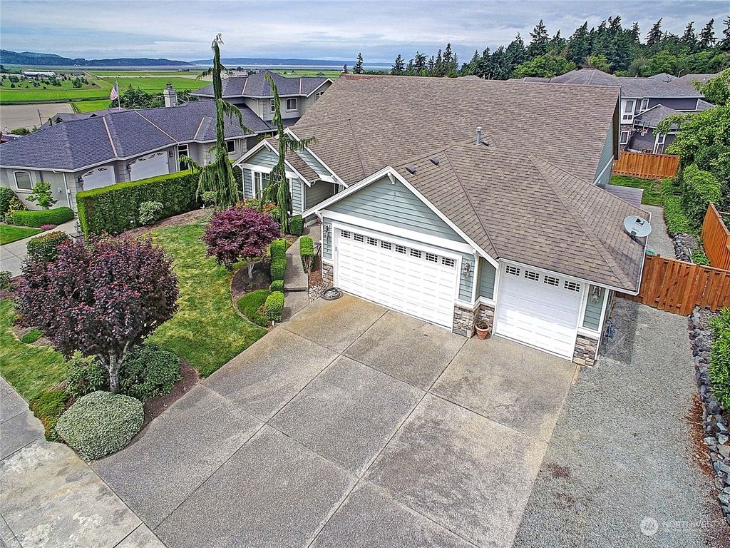 Photo of 8622 Nordic Way, Stanwood, WA 98292 (MLS # 2128952)